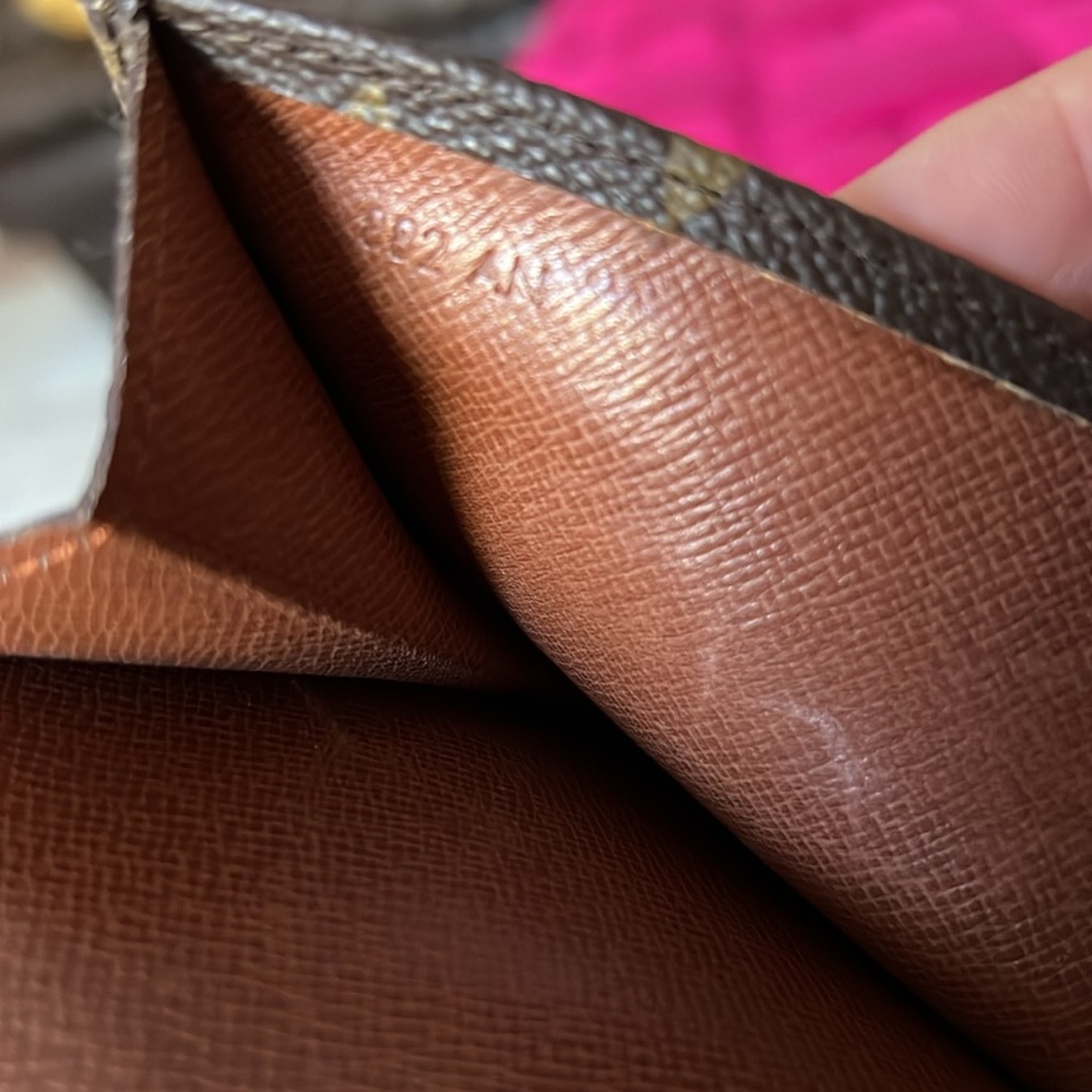 Louis Vuitton Rabat 17 Clutch-EUC - Picture 15 of 16